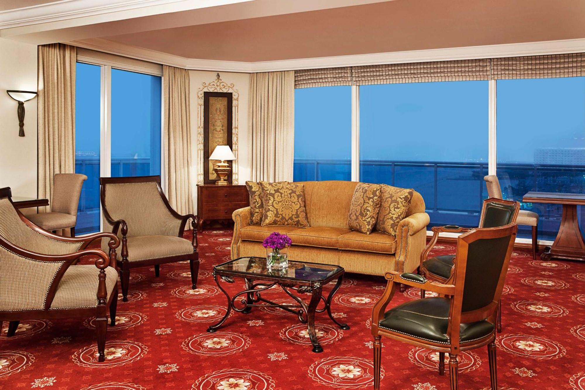 Sheraton Jumeirah Beach Resort Dubai Exterior foto